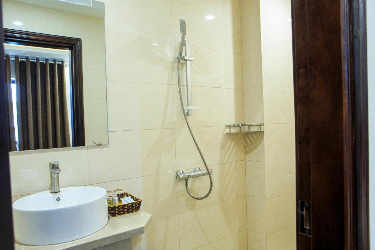 Paloma Hotel & Apartment Hai Phong Exteriör bild